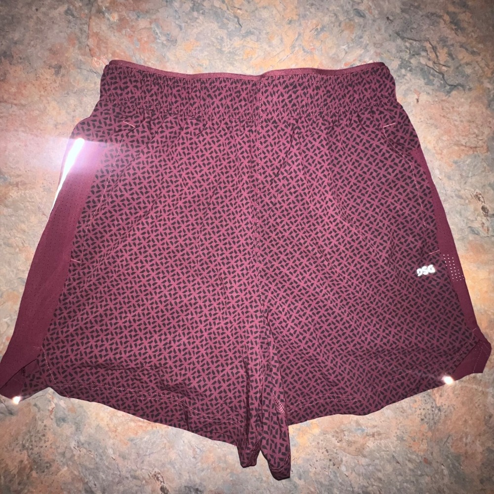 DSG Men's 5" Stride Shorts, Small, Burgundy